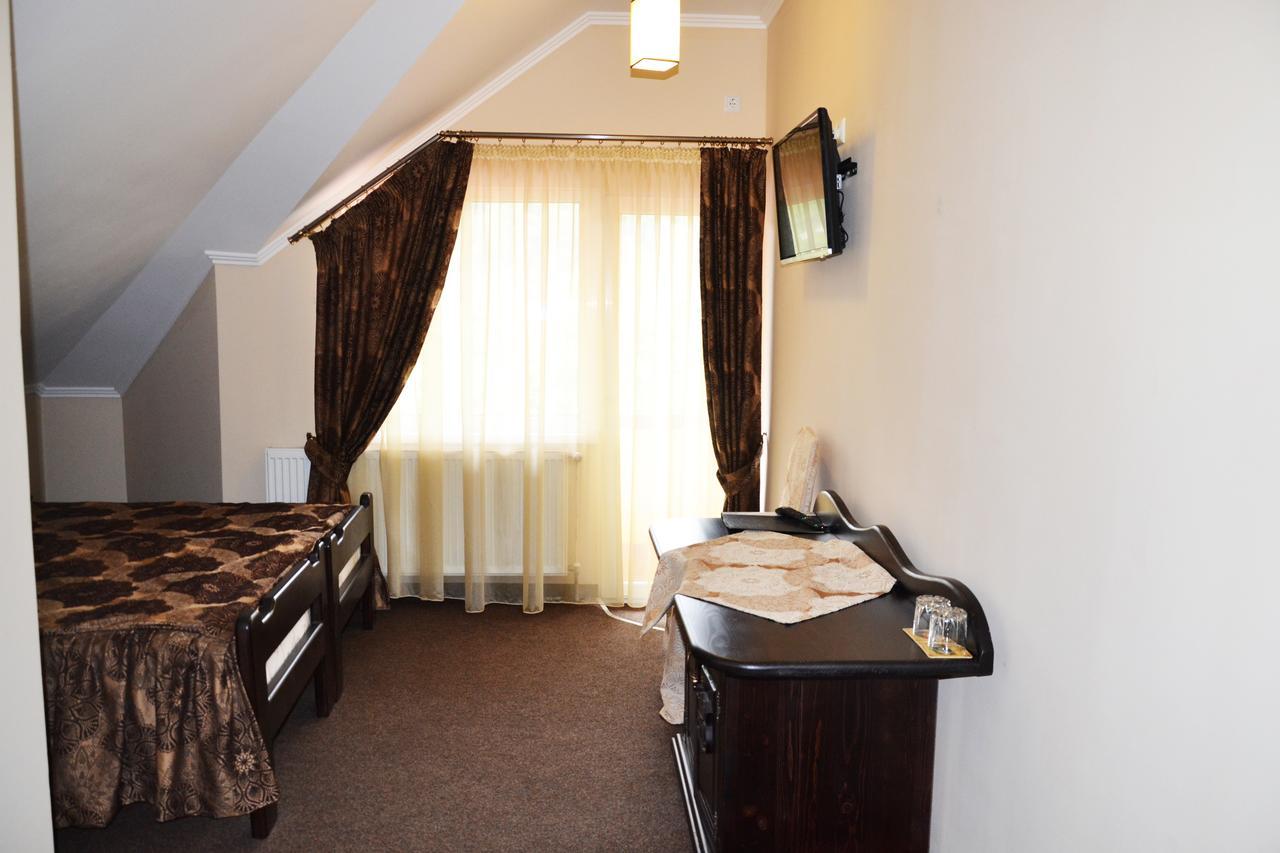 Golden Palace Dubove Εξωτερικό φωτογραφία