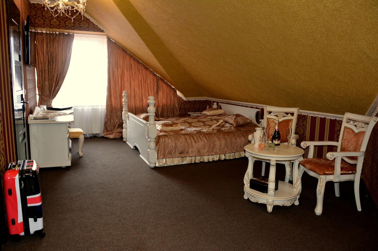 Golden Palace Dubove Εξωτερικό φωτογραφία