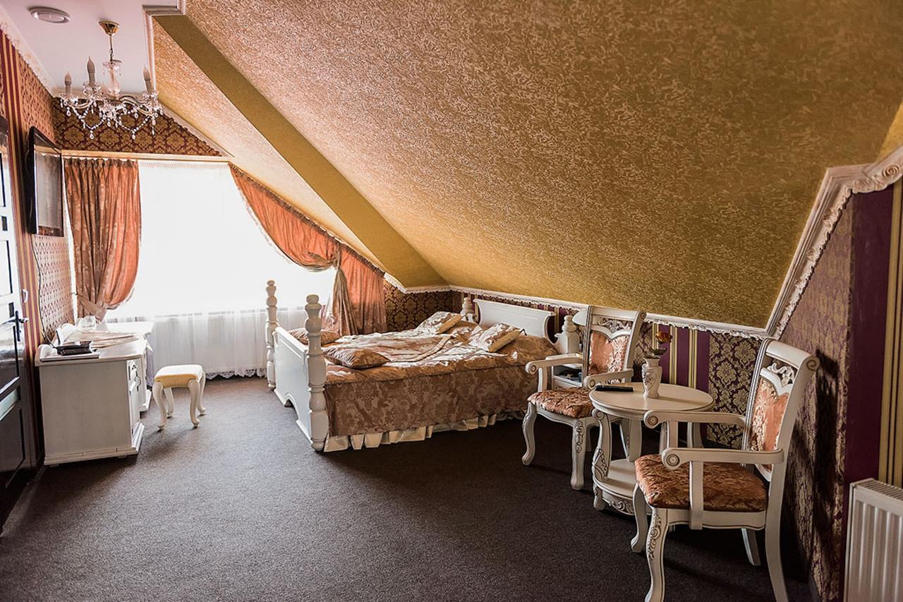 Golden Palace Dubove Εξωτερικό φωτογραφία